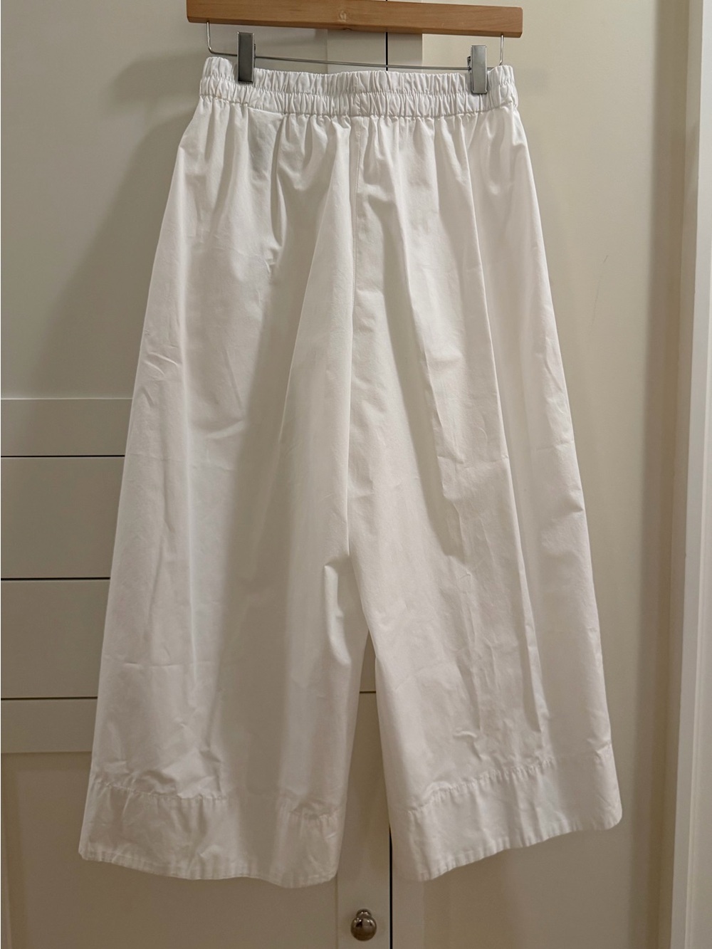 Banana Republic White Wide Cropped Pants